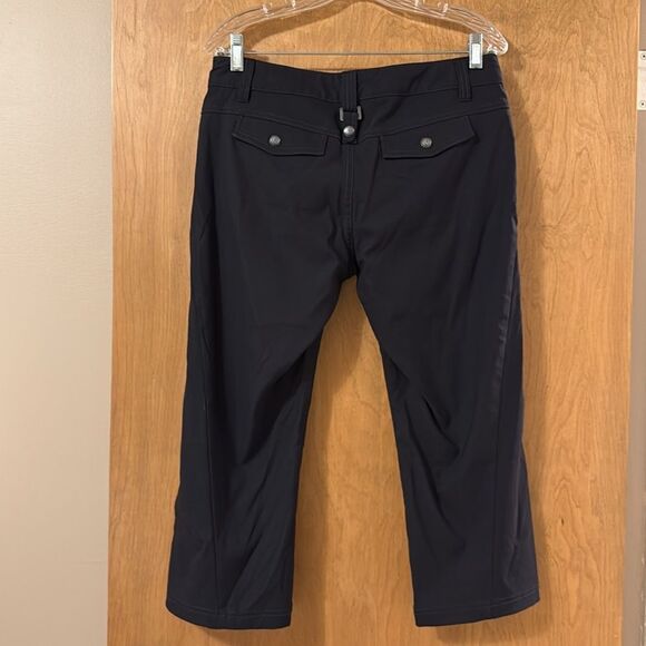 Athleta Black Capri - Picture 2 of 6